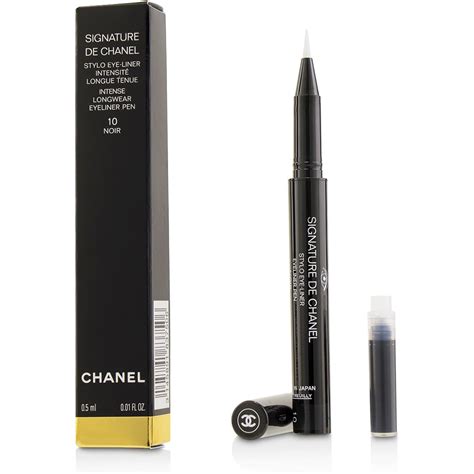 chanel square signature|signature de chanel stylo eyeliner.